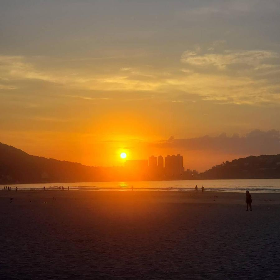 Apartamento Amplo E Belissimo! - 3 Quadras Do Mar! Guarujá Dış mekan fotoğraf